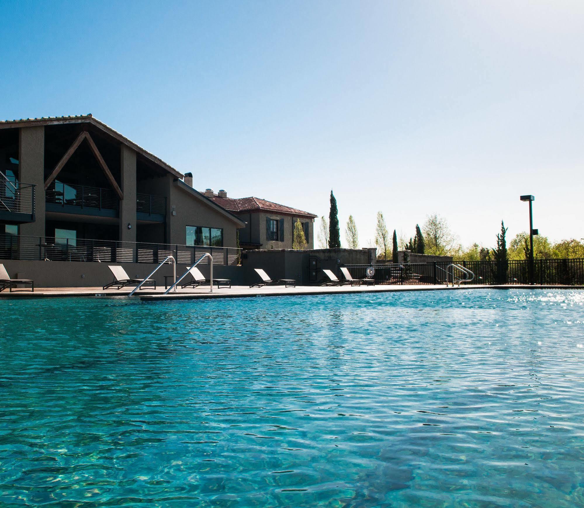 Hotel Domestique Travelers Rest Exterior foto